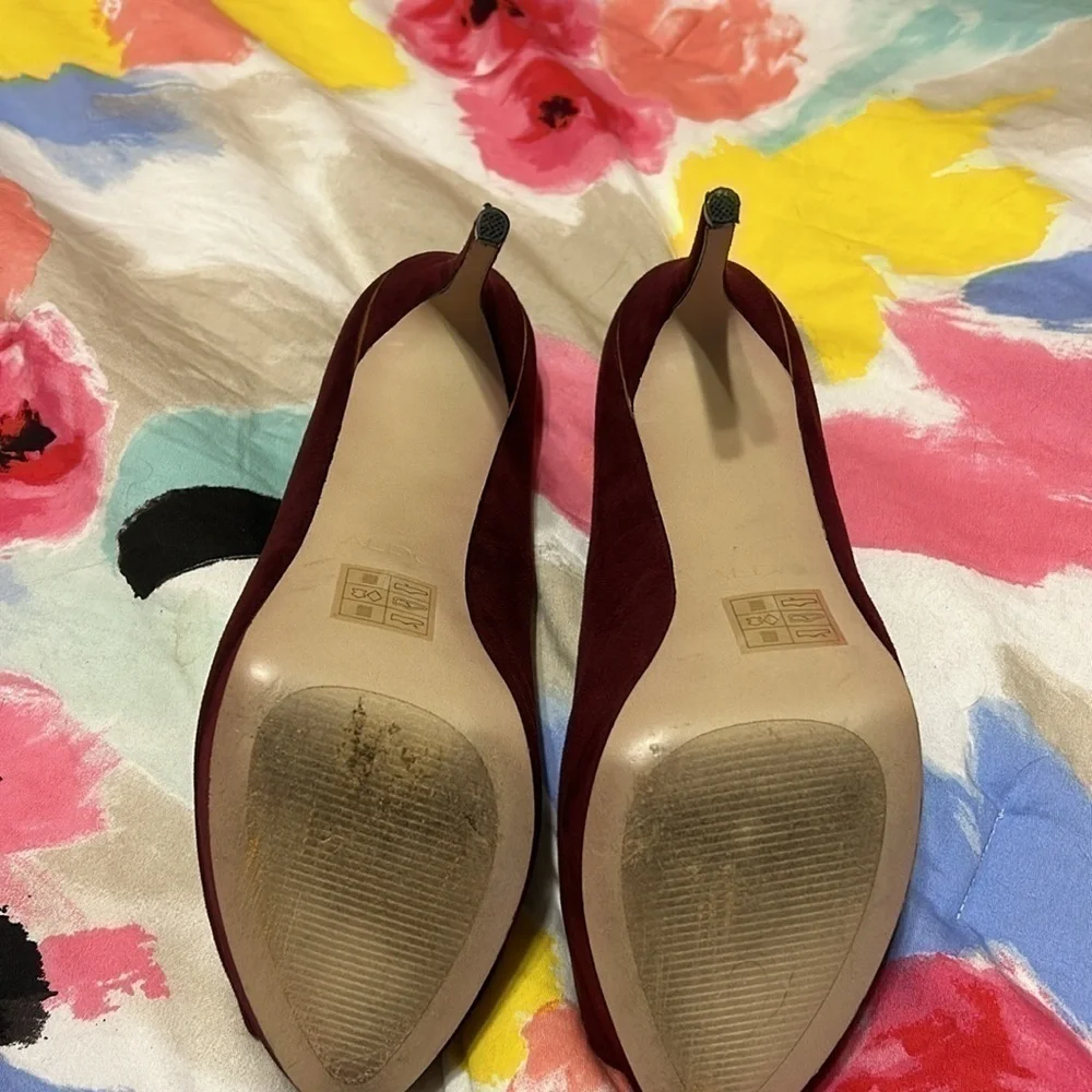 EUC Aldo Dark Red Suede Peeptoe Pumps